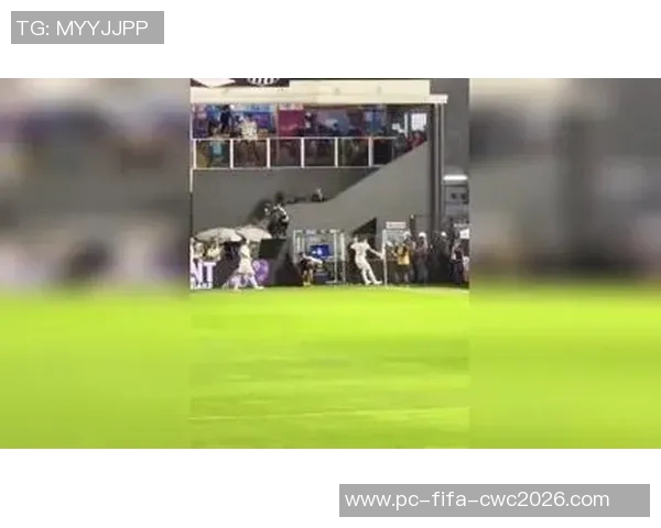 足球娱乐俱乐部：激情碰撞与友谊共融的绿茵场传奇